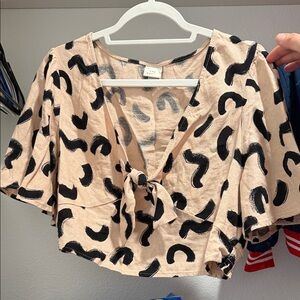 A New Day Black and Tan Patterned Crop Top. Never worn